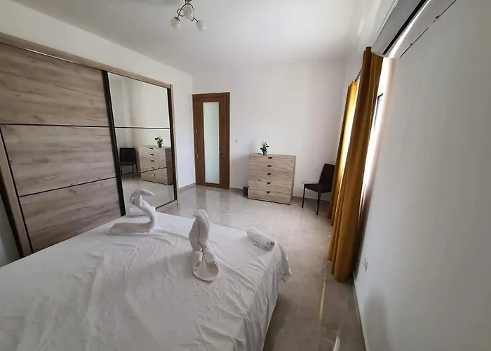 Appartement Pretty 2 Bedroom With Shared Pool