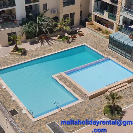 Pretty 2 Bedroom With Shared Pool Apartment St. Paul's Bay