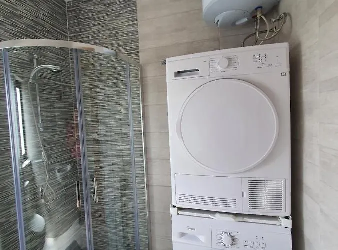 Pretty 2 Bedroom With Shared Pool * St. Paul's Bay