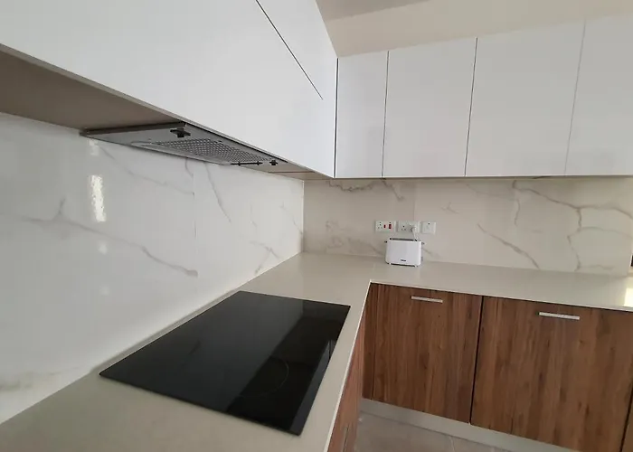 Pretty 2 Bedroom With Shared Pool * St. Paul's Bay